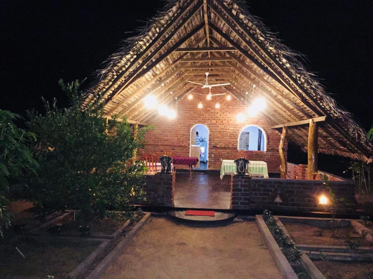 Winmi Resort Habarana Exterior foto